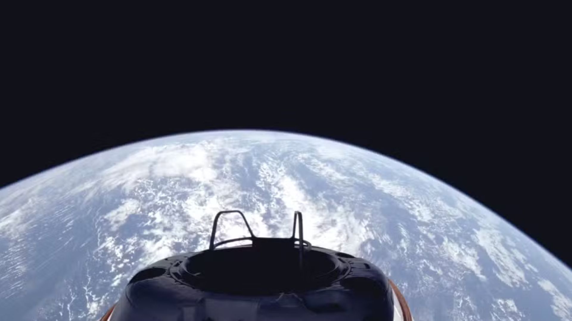 Missão Polaris Dawn da SpaceX novo recorde de órbita e primeira caminhada espacial comercial