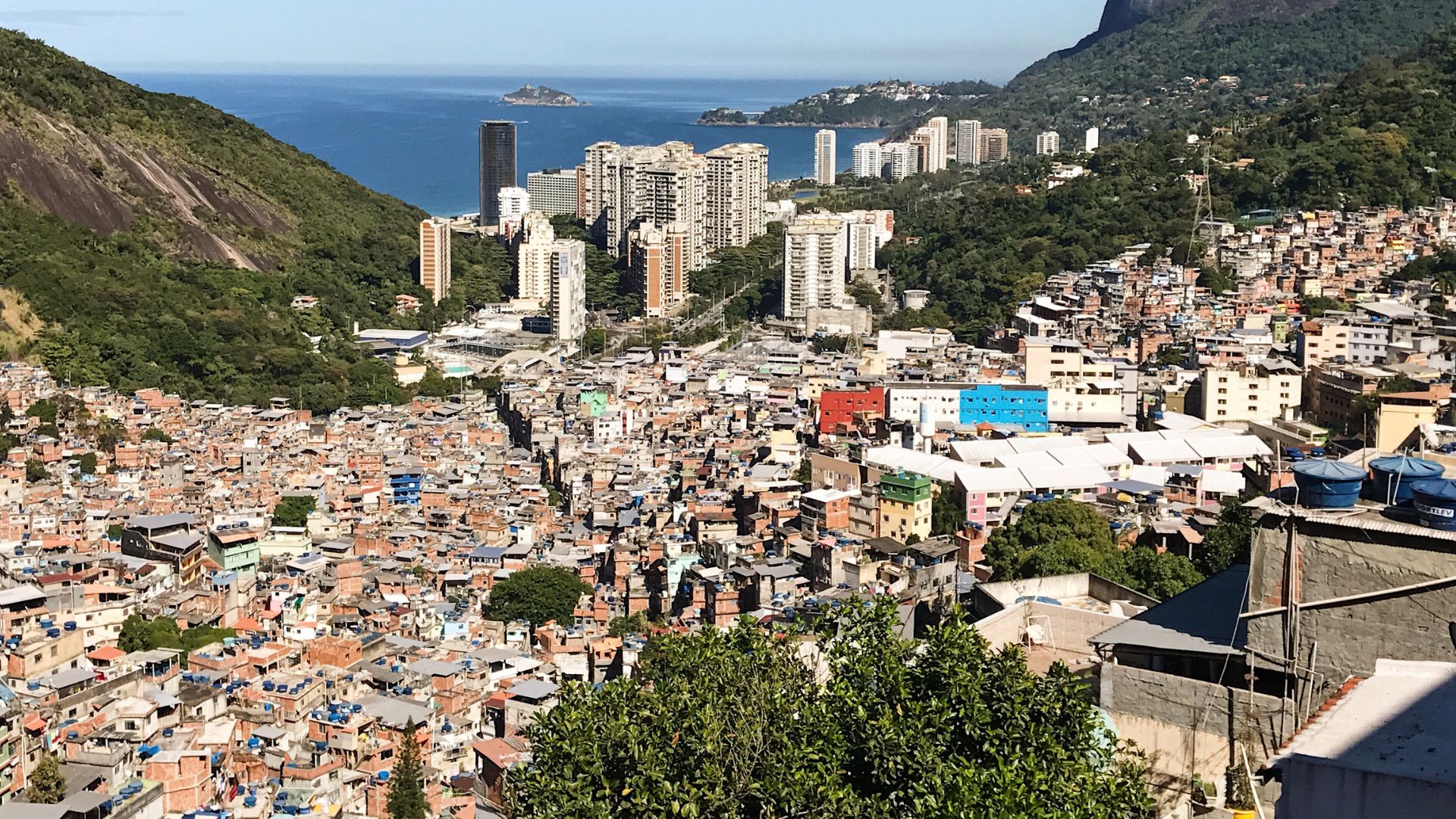 Pesquisa aponta que 14% dos brasileiros vivem em área dominada pelo crime organizado