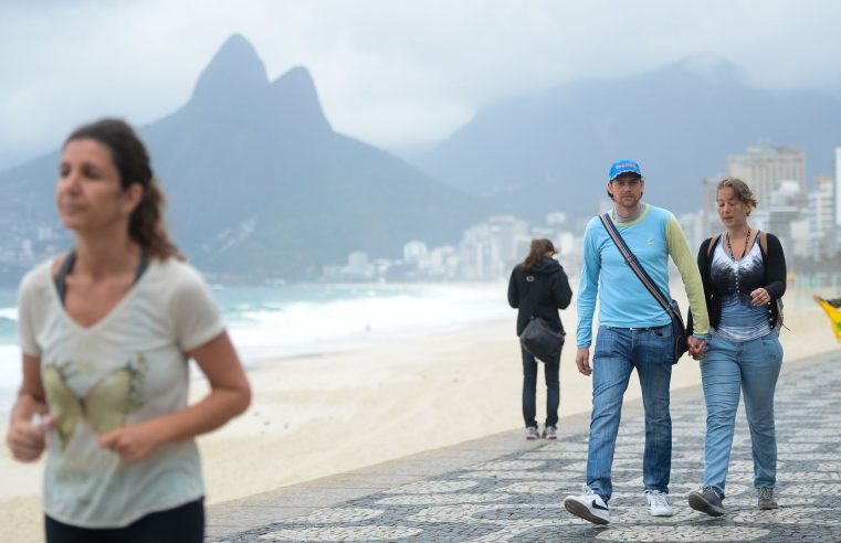 Frente fria chega ao Sul e Sudeste tem queda de temperatura no fim de semana