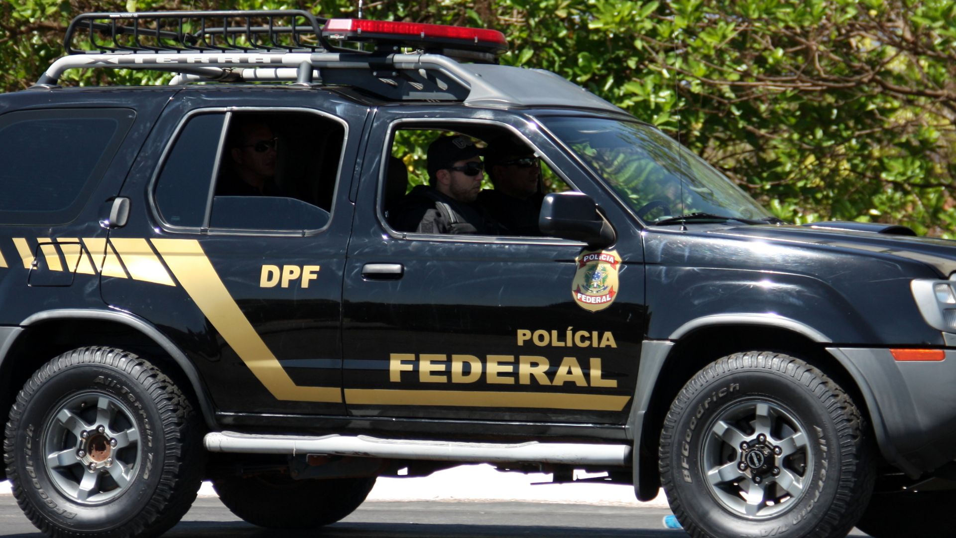 PF prende foragido de operação ‘Crédito Podre’ que combate venda de créditos fraudulentos no Rio