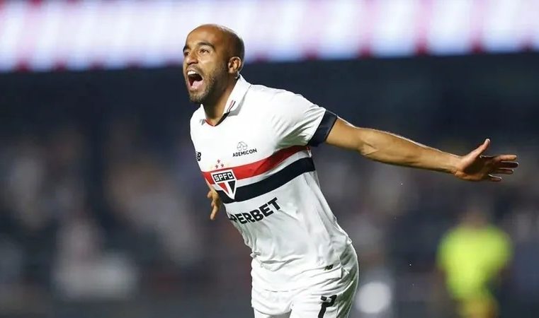 Mudanças na Seleção Brasileira: Lucas Moura é convocado pela primeira vez em seis anos; Savinho é cortado por problemas clínicos