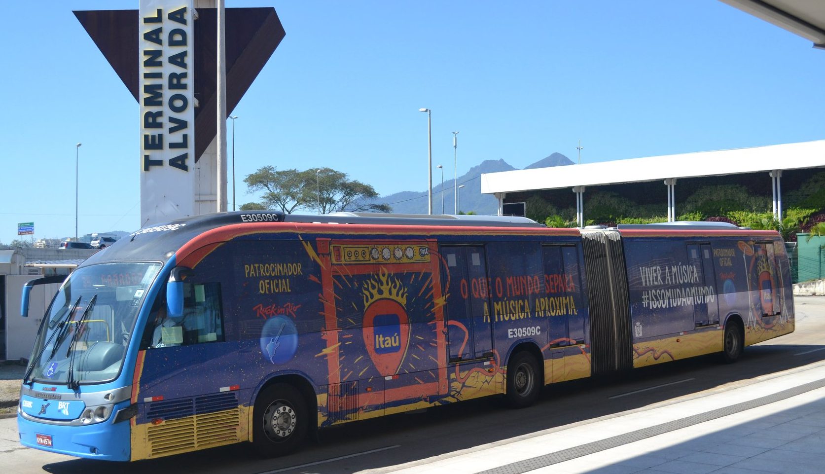 BRT Expresso Rock in Rio: Cerca de 75 mil passageiros utilizaram coletivo para chegar na Cidade do Rock nos dois primeiros dias de evento