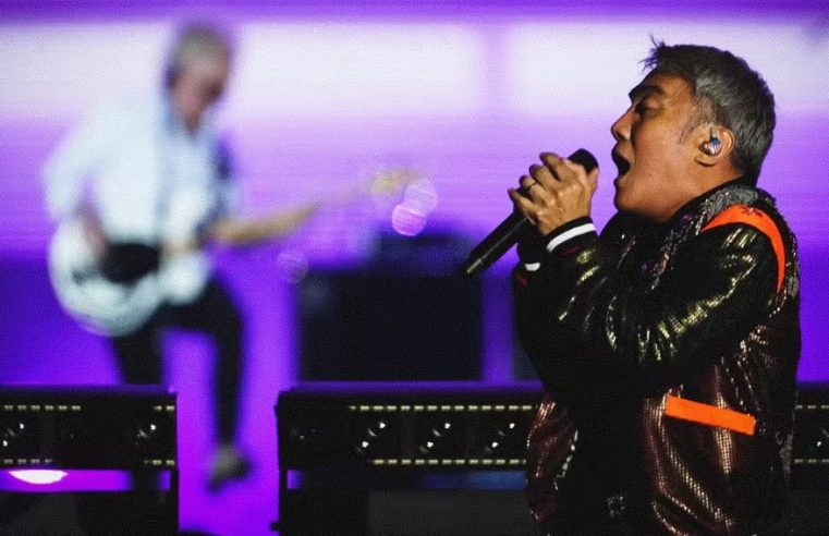 Vocalista do Journey se pronuncia após apresentação decepcionante no Rock in Rio: ‘Não fomos perfeitos, especialmente eu’