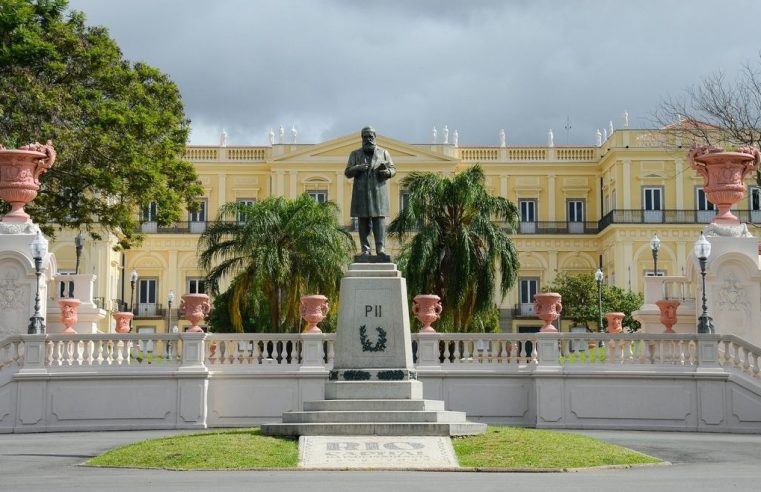 Museu Nacional faz apelo por doações para realizar reabertura