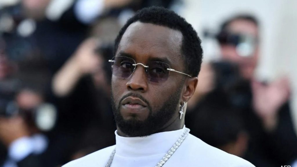 Sean ‘Diddy’ Combs segue preso após oferta milionária de fiança de 50 mil dólares ser negada pela Justiça