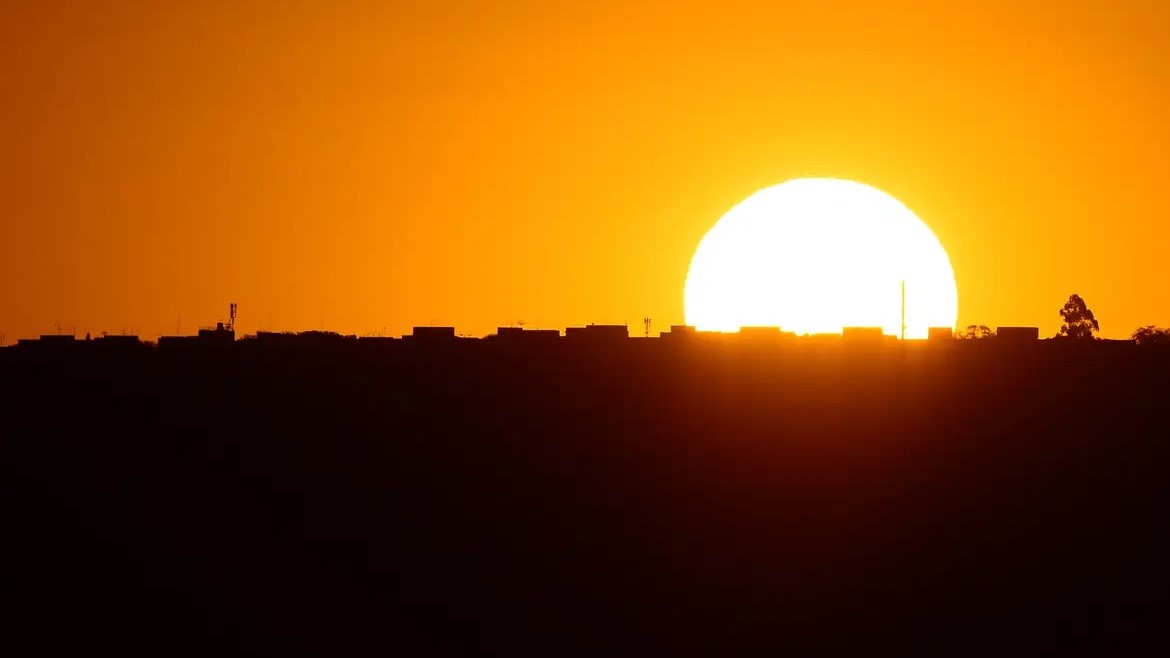 54,9% dos brasileiros são favoráveis ao retorno do horário de verão, segundo pesquisa