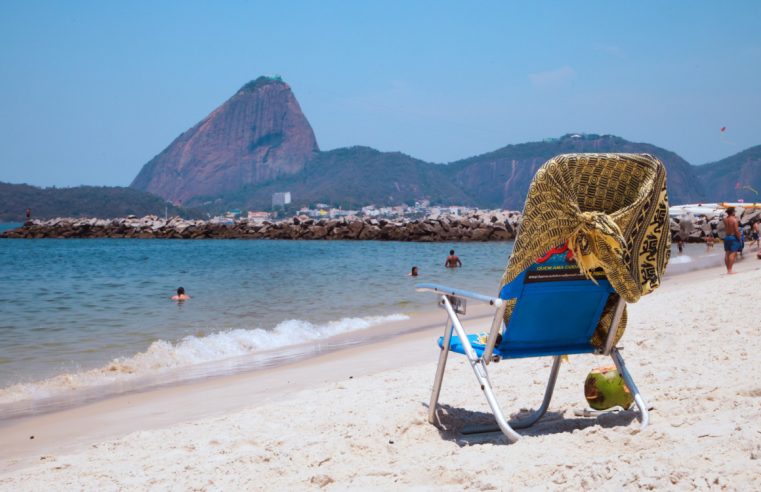 Prainha da Glória está própria para banho, segundo monitoramento do Inea