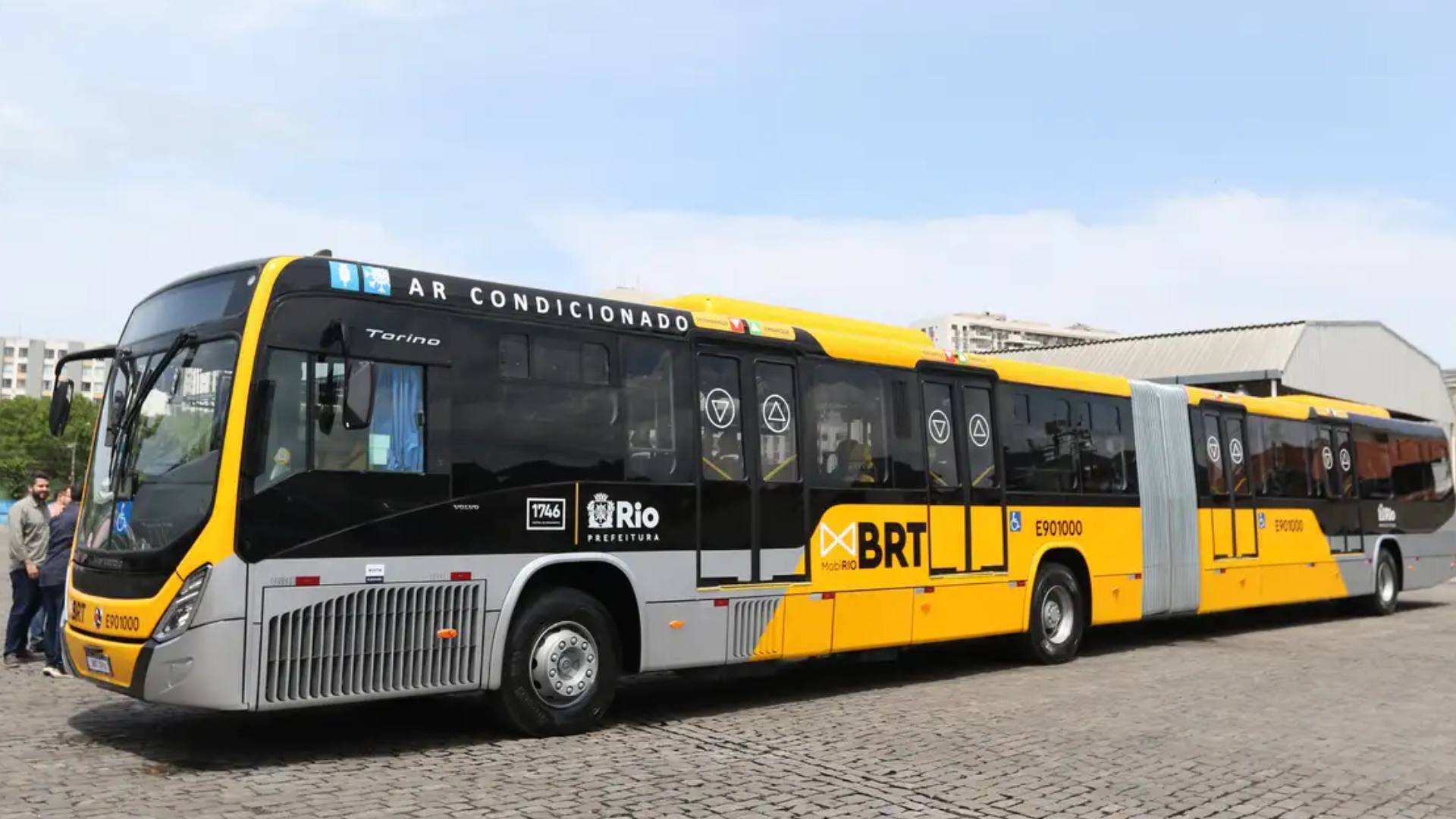 Conexão BRT: Prefeitura cria serviço de ônibus para ligar terminais a bairros da Zona Oeste