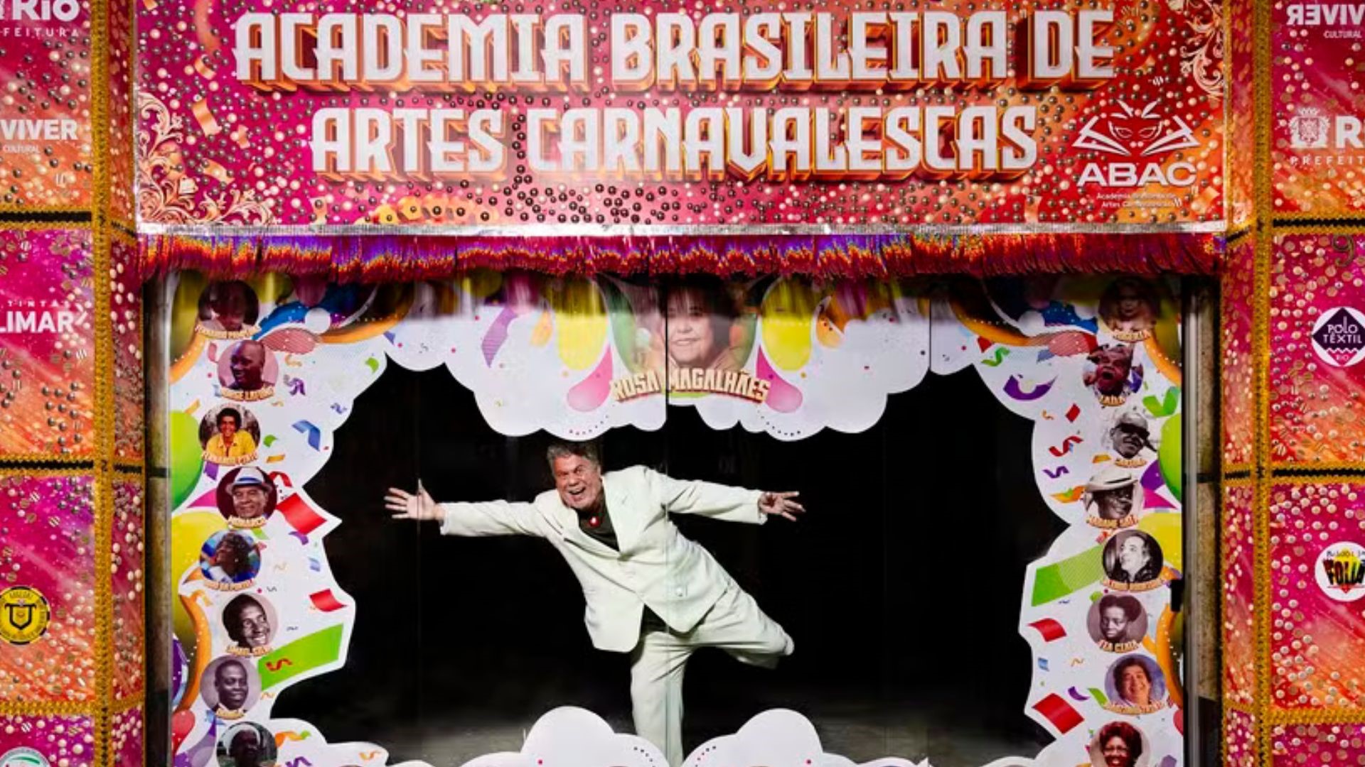 Inauguração da Academia Brasileira de Artes Carnavalescas reúne personalidades do Samba no Centro