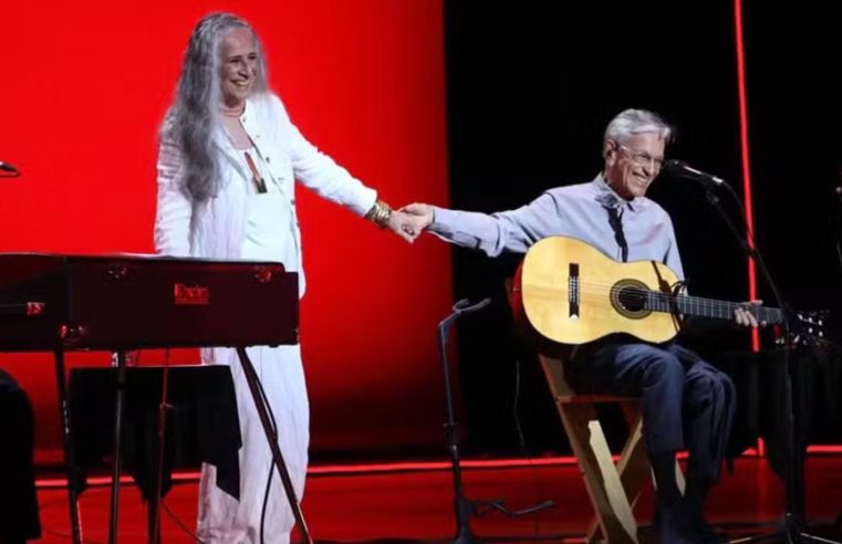 Caetano Veloso e Maria Bethânia anunciam nova data de show no RJ e venda de ingressos começa nesta terça (29)