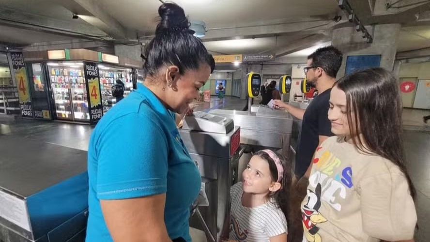 MetrôRio oferece viagens gratuitas para crianças de até 12 anos durante fins de semana do mês de outubro