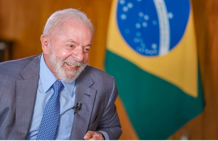 Após duas semanas de queda em banheiro, Lula é liberado para fazer pequenas viagens