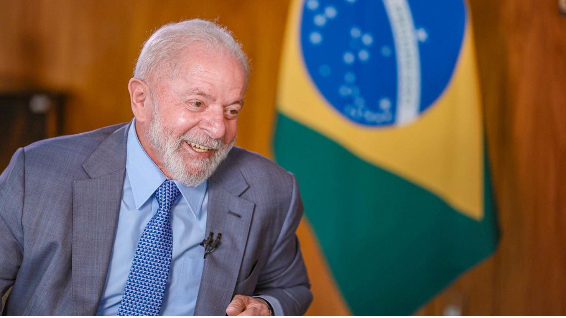 Lula defende moeda alternativa ao dólar para transações entre membros dos Brics