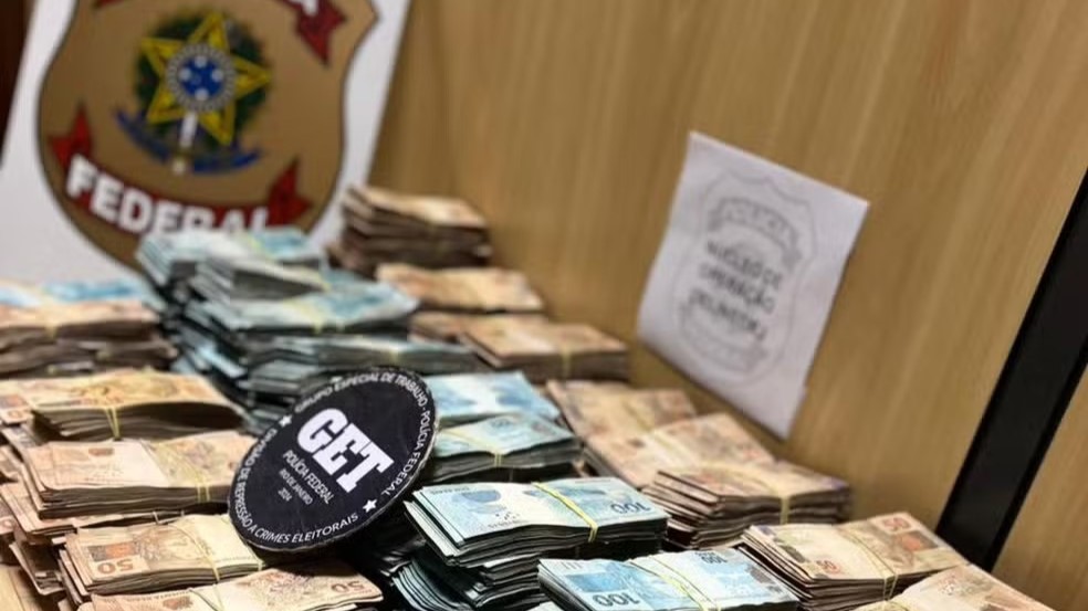 PF apreende cerca de R$ 4 milhões em espécie em apenas três dias no Rio em operações contra crimes eleitorais