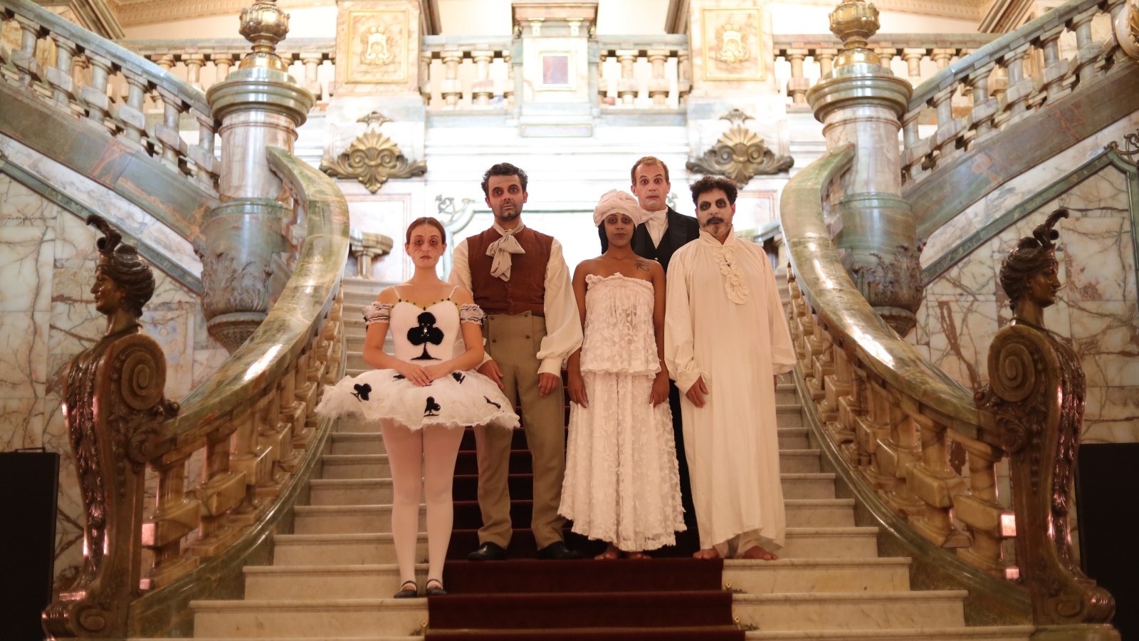 ‘Mistério no Municipal’: Visita fantasma com figuras históricas no Theatro Municipal do RJ nesta quinta (31)