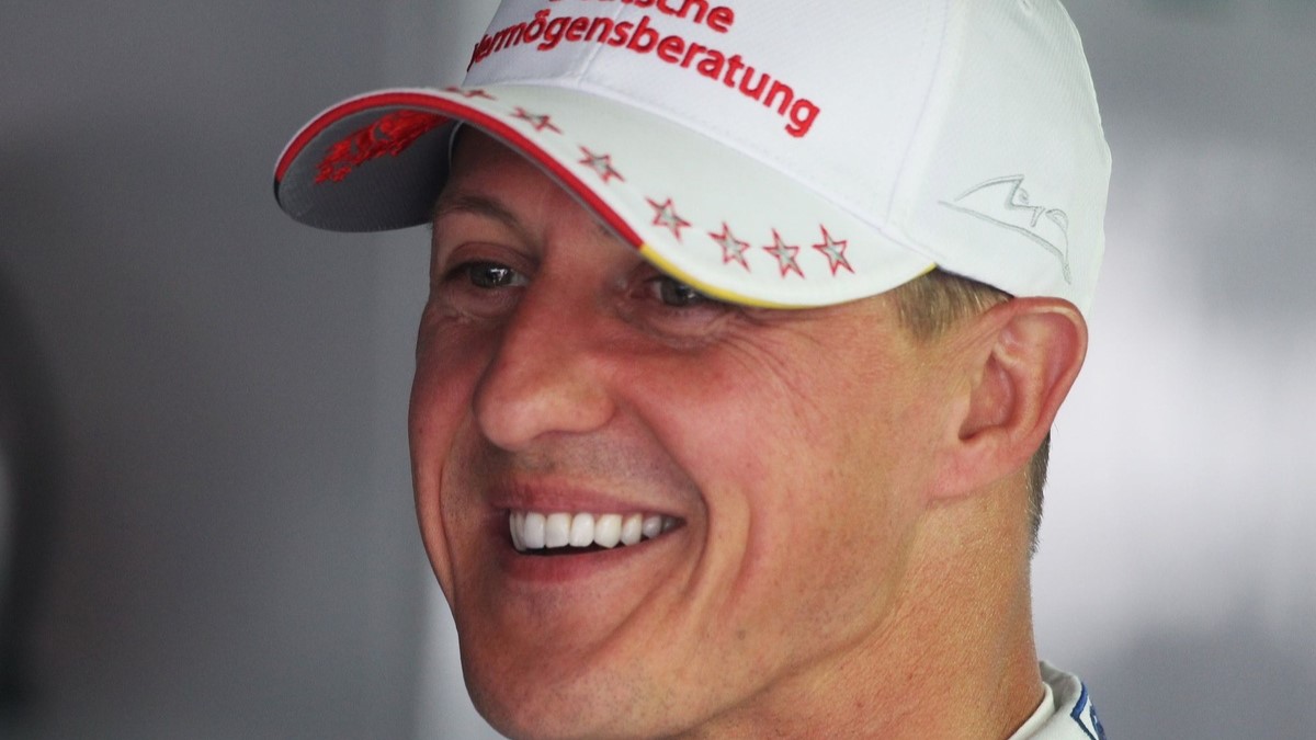 Michael Schumacher faz primeira aparição pública em casamento da filha 11 anos após acidente, diz jornal