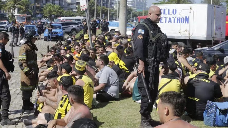 Peñarol assume custos com defesa de torcedores detidos e diz que PM não cumpriu plano de segurança