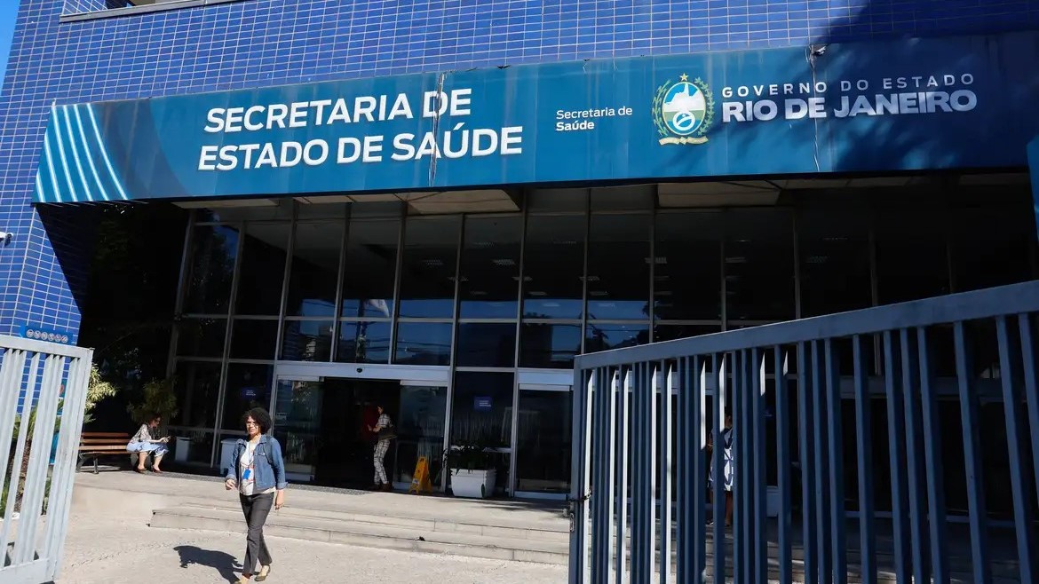 TCE aponta irregularidades em contratos firmados entre Fundação Saúde entre empresas