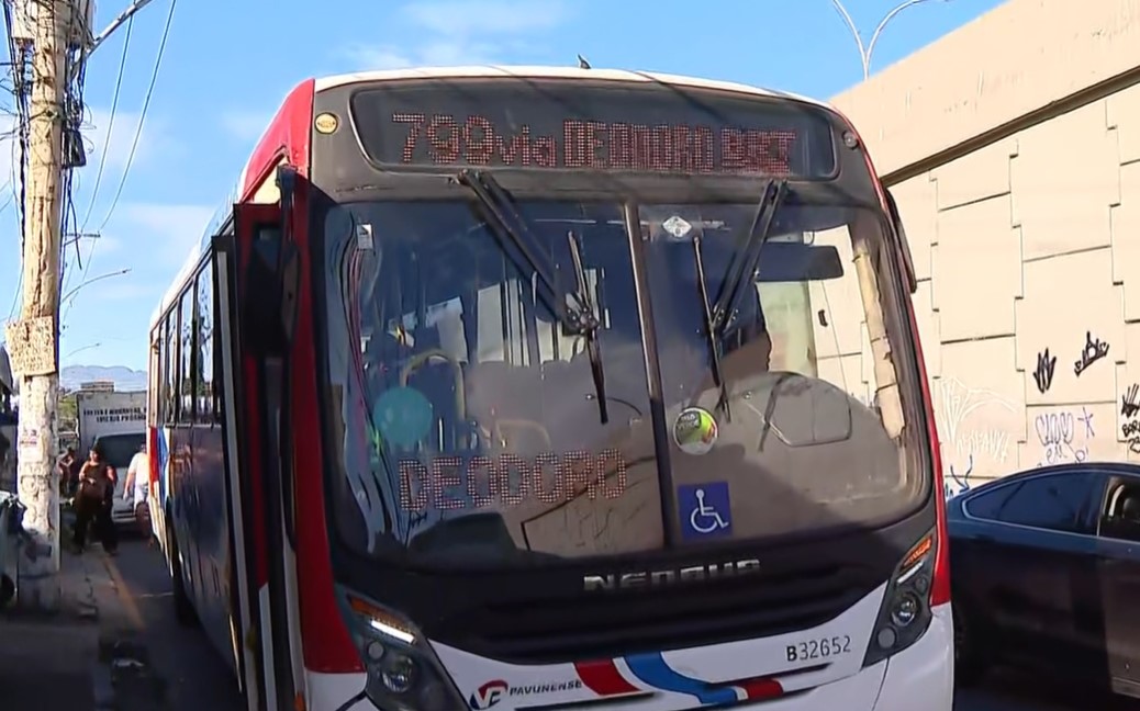 799: Rio inaugura nova linha de ônibus que liga as zonas Norte e Oeste