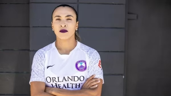 Marta concorre ao prêmio de melhor jogadora da liga de futebol feminino dos EUA