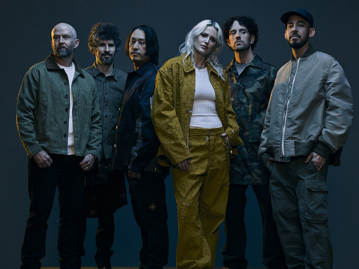 Linkin Park promove turnê mundial e anuncia retorno ao Rio de Janeiro após 12 anos com nova vocalista