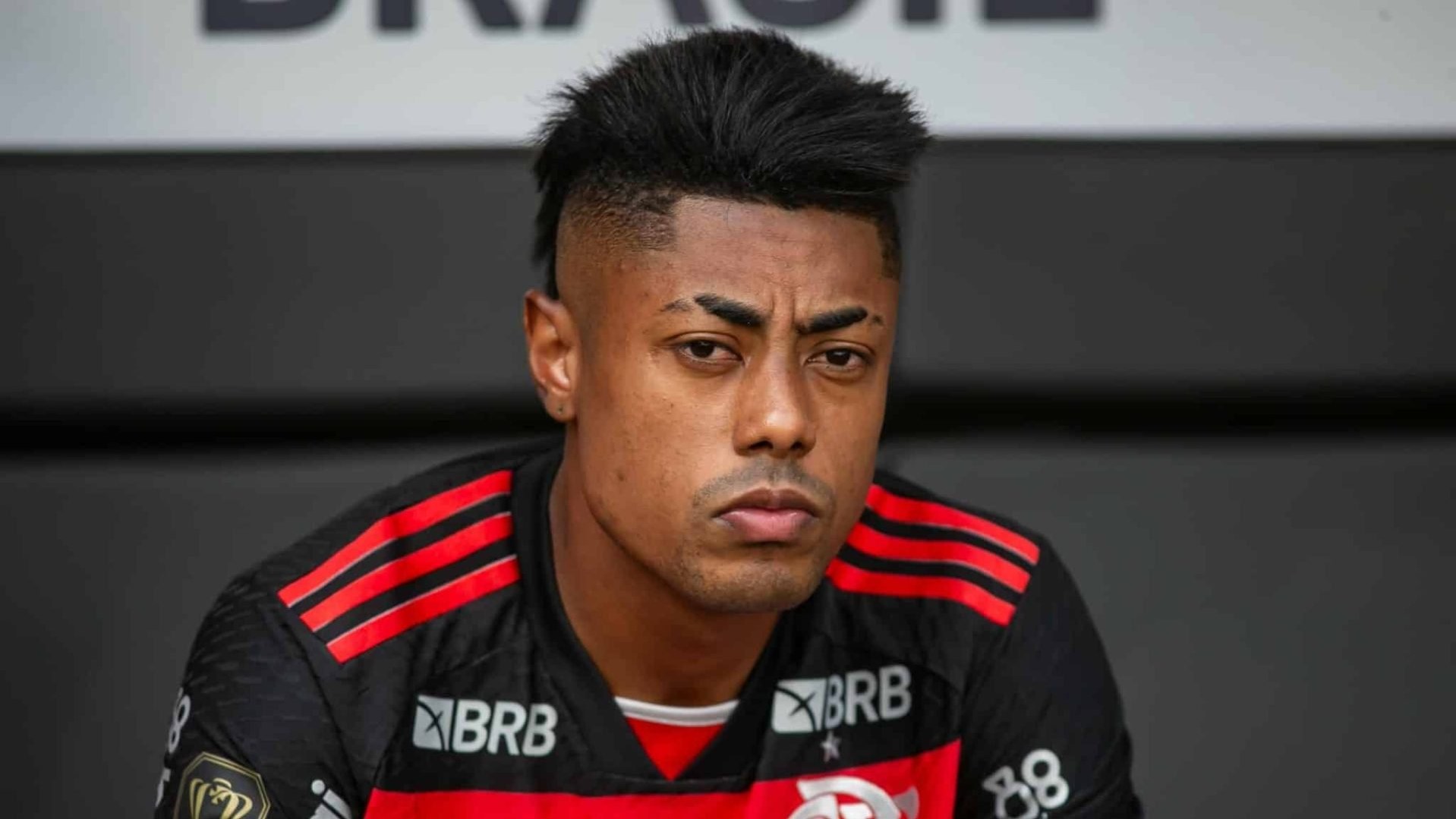 Defesa de Bruno Henrique pede arquivamento de investigação por manipulação em jogo do Flamengo contra Santos em 2023