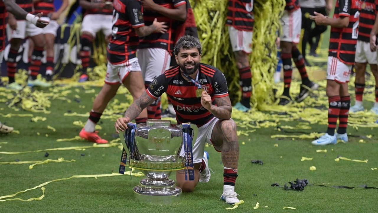 Gabigol promete assistir jogo na arquibancada após ser afastado dos gramados pela diretoria