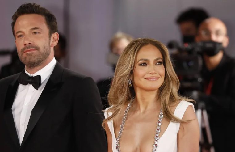 Após divórcio, Ben Affleck comenta sobre Jennifer Lopez durante promoção de filme: ‘Espetacular’