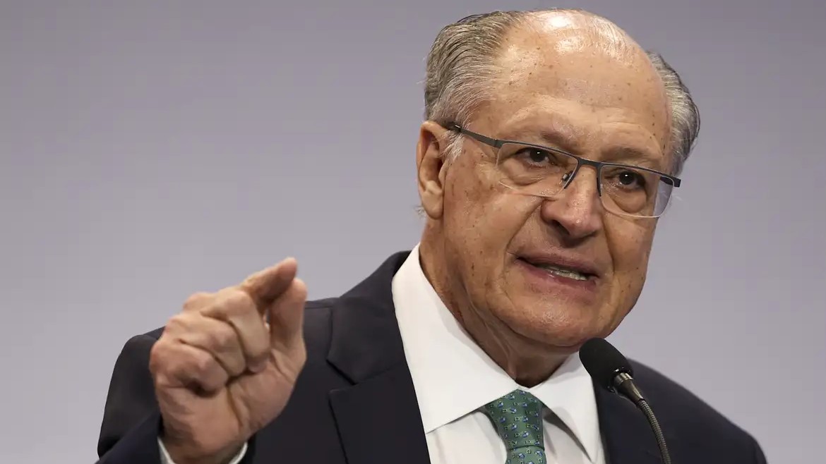 Geraldo Alckmin diz que redução da escala 6×1 ‘é tendência no mundo inteiro’