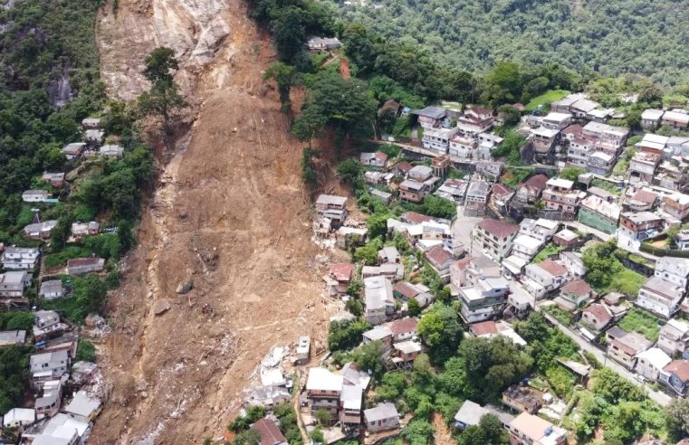 Ossada humana encontrada em Petrópolis pode ser de vítima da tragédia de 2022