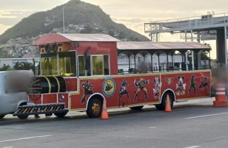 ‘Trenzinho da alegria’ é apreendido na ponte Rio-Niterói após apresentar lista de irregularidades