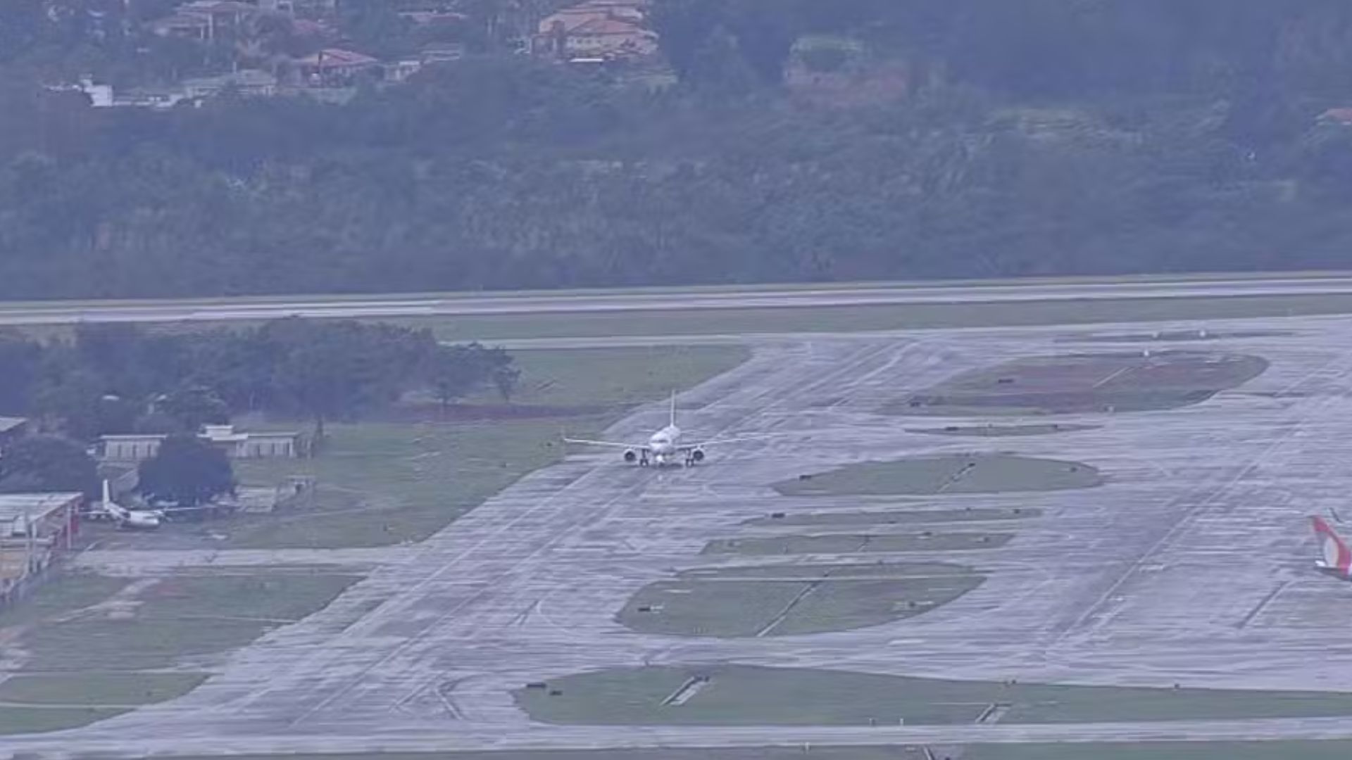 Pane elétrica teria causado pouso de emergência de avião em Brasília