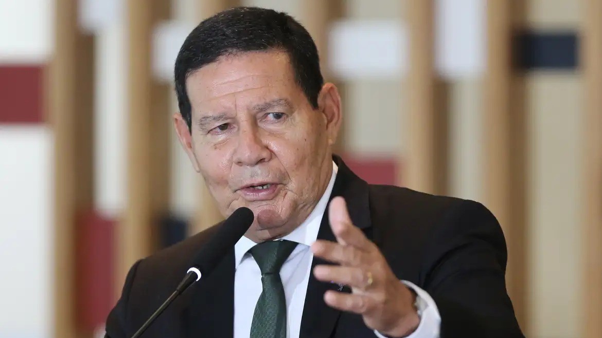 Mourão fala sobre tentativa de golpe: ‘Houve reuniões, mas não levaram a ação’