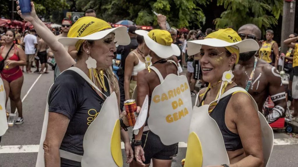 Mais de 55 mil pessoas se inscrevem para trabalhar no Carnaval de Rua do Rio