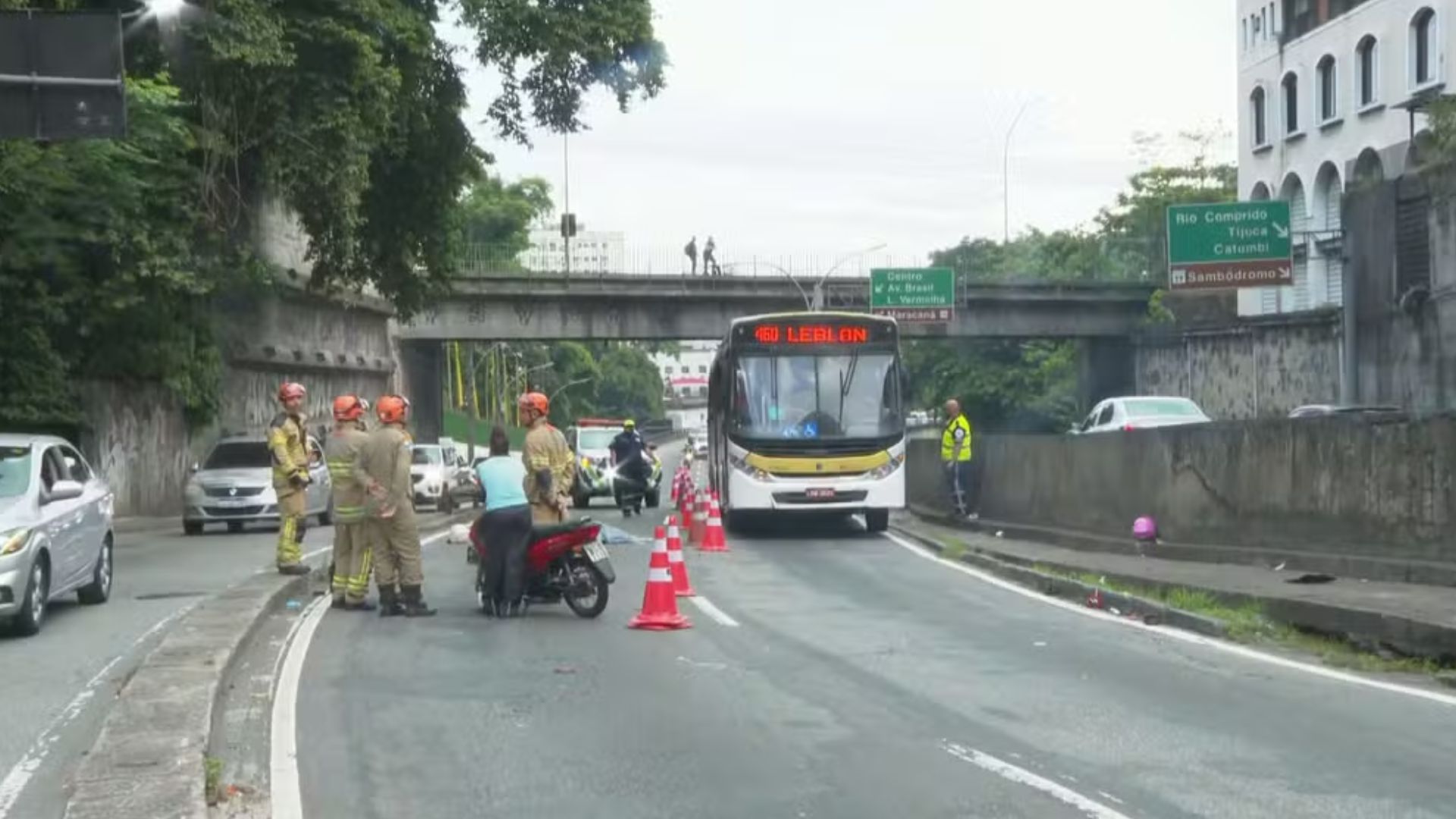 Homem morre em acidente entre motos no acesso ao Túnel Rebouças