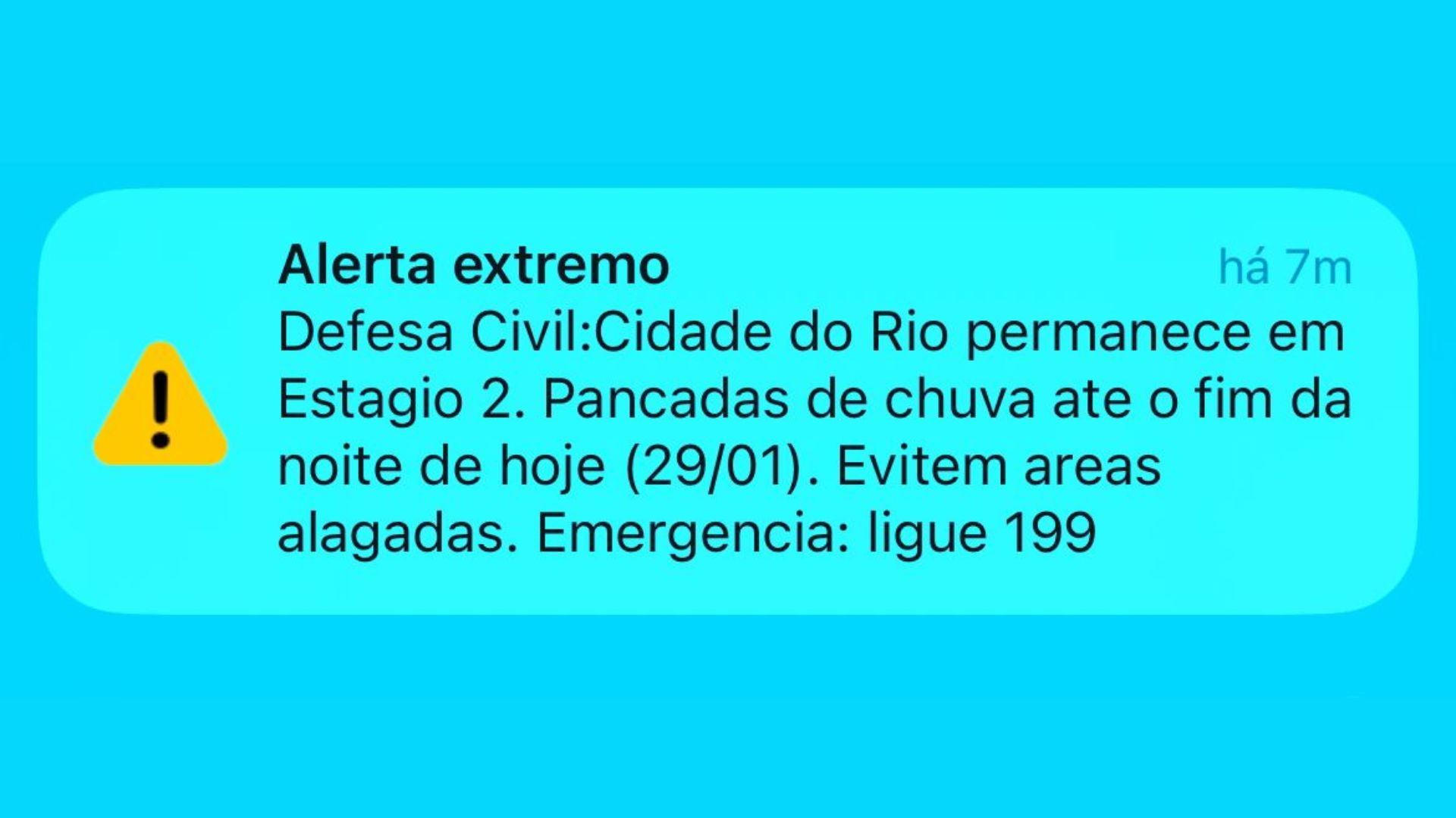 RJ: Defesa Civil envia alerta sobre chuva via celular pela primeira vez