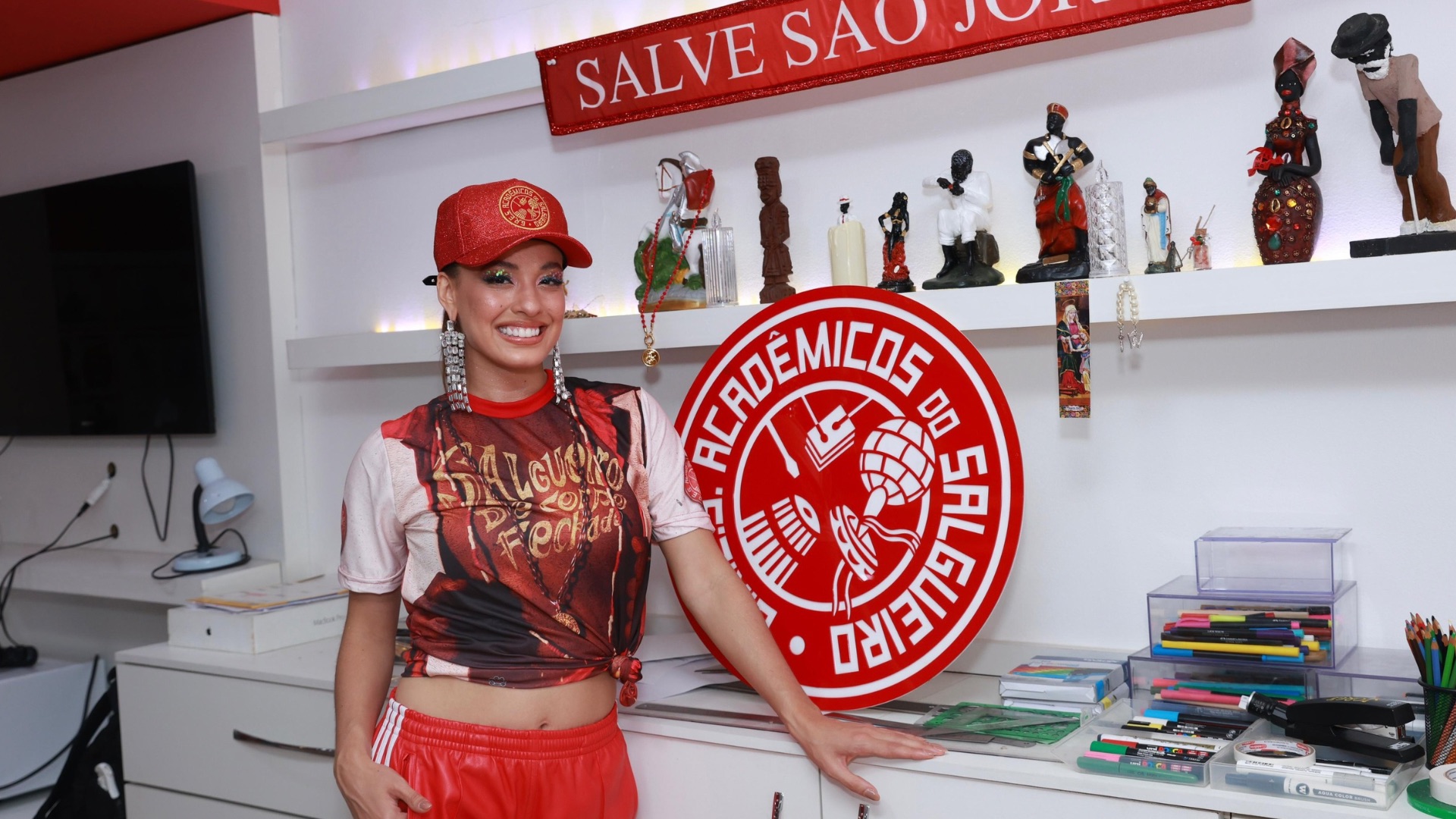 Acadêmicos do Salgueiro convida Beatriz Reis para abrir desfile ao lado de personalidades no Carnaval 2025