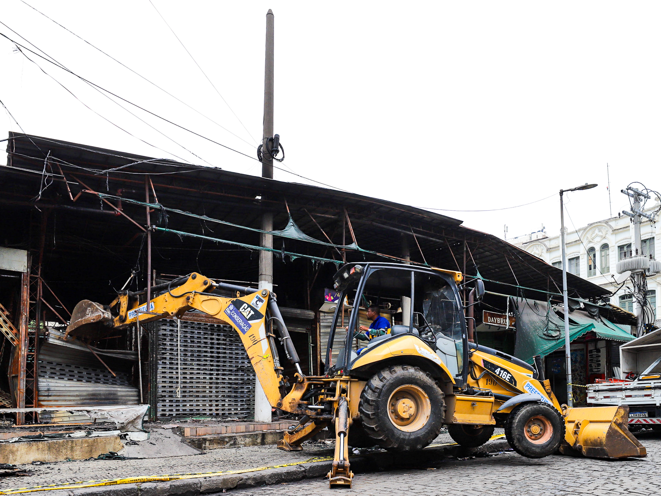 Prefeitura inicia intervenções no Mercado da Uruguaiana, que será reaberto na quinta-feira (16)