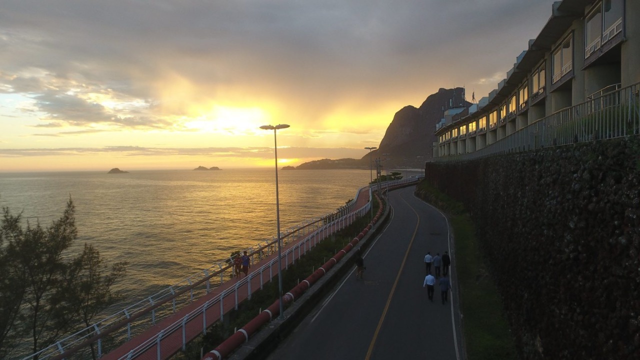 CET-Rio monta esquema de trânsito para obras na Avenida Niemeyer nesta quinta-feira (16)