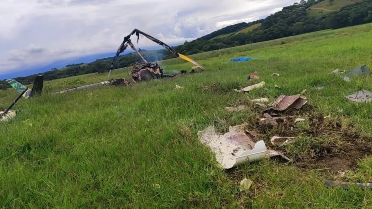 Helicóptero cai em fazenda e deixa três mortos no sul de Minas Gerais