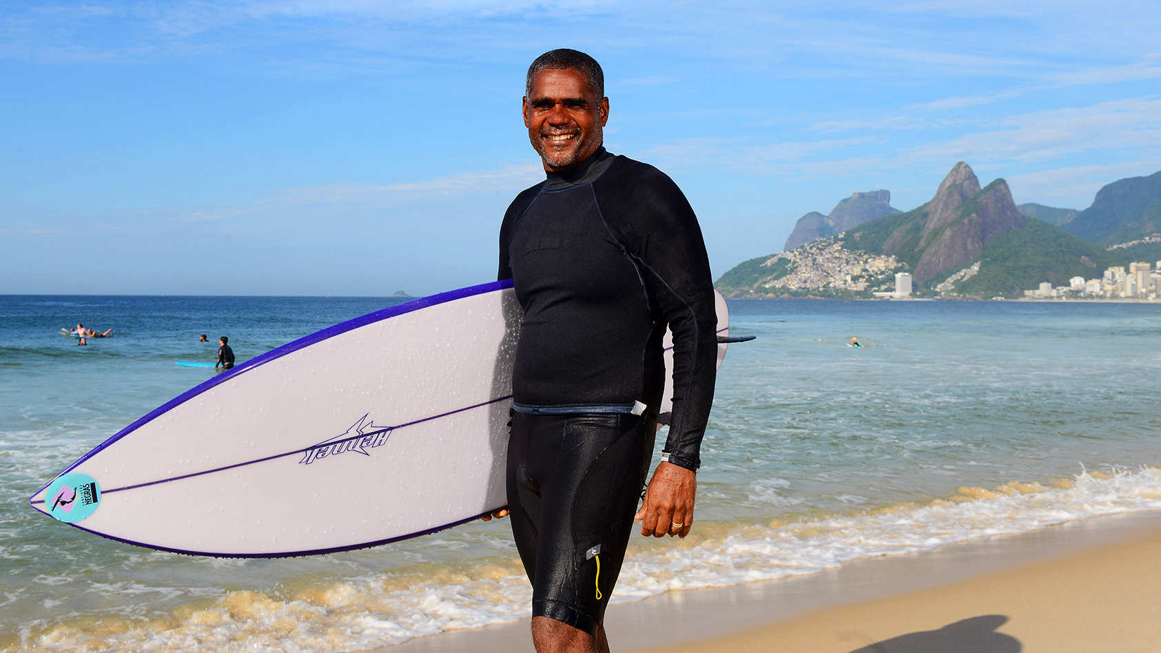 Fórum de Ipanema e Pedro Garrido abrem exposição “Eu amo Ipanema”, com retratos de ipanemenses