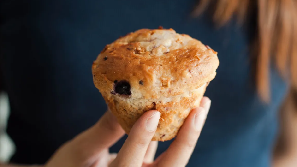 Estudo revela como cérebro nos faz desejar doces, mesmo após estarmos satisfeito