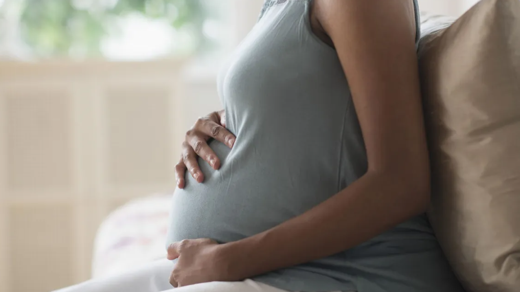 Calor extremo aumenta riscos para gestantes e bebês, alertam especialistas