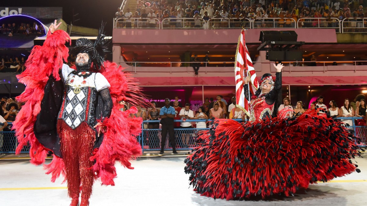 União de Maricá renova casal de mestre-sala e porta-bandeira para Carnaval 2026