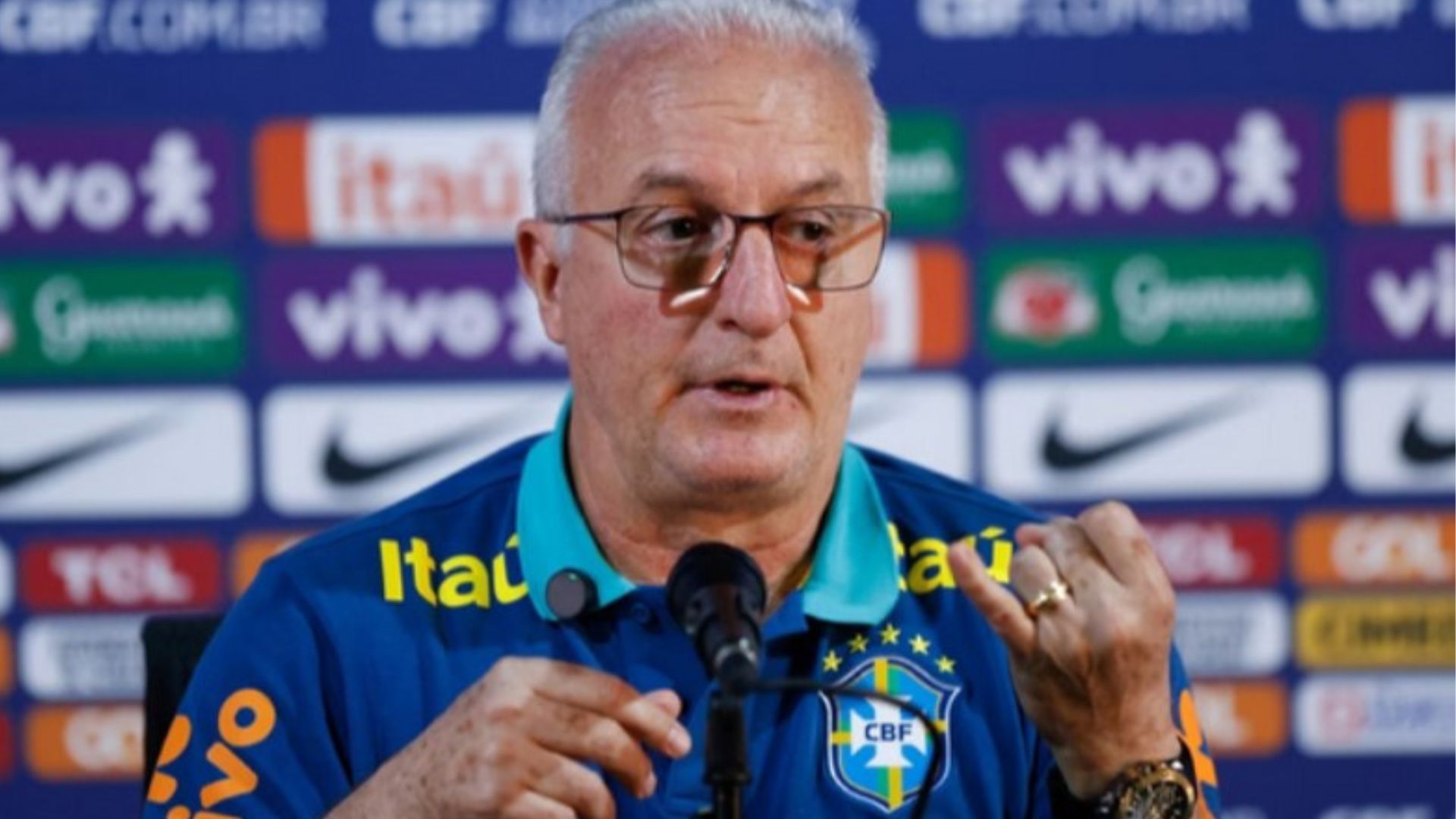 Dorival Júnior Anuncia Convocação da Seleção Brasileira para Jogos Contra Colômbia e Argentina nas Eliminatórias