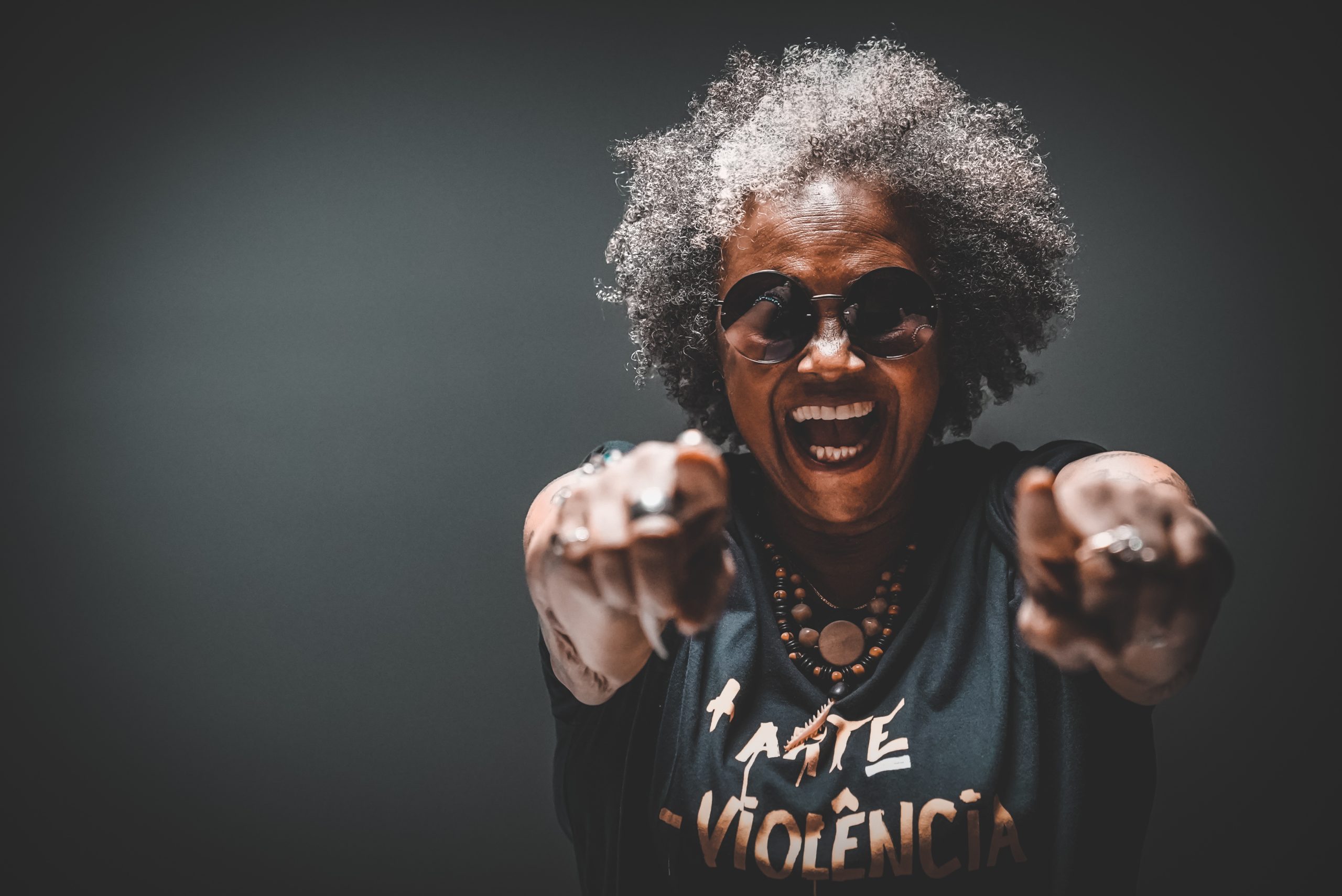 Molejazz estreia no Circo Voador com show de Sandra Sá e DJs Nepal e Gustavo Keno nesta quinta (8)