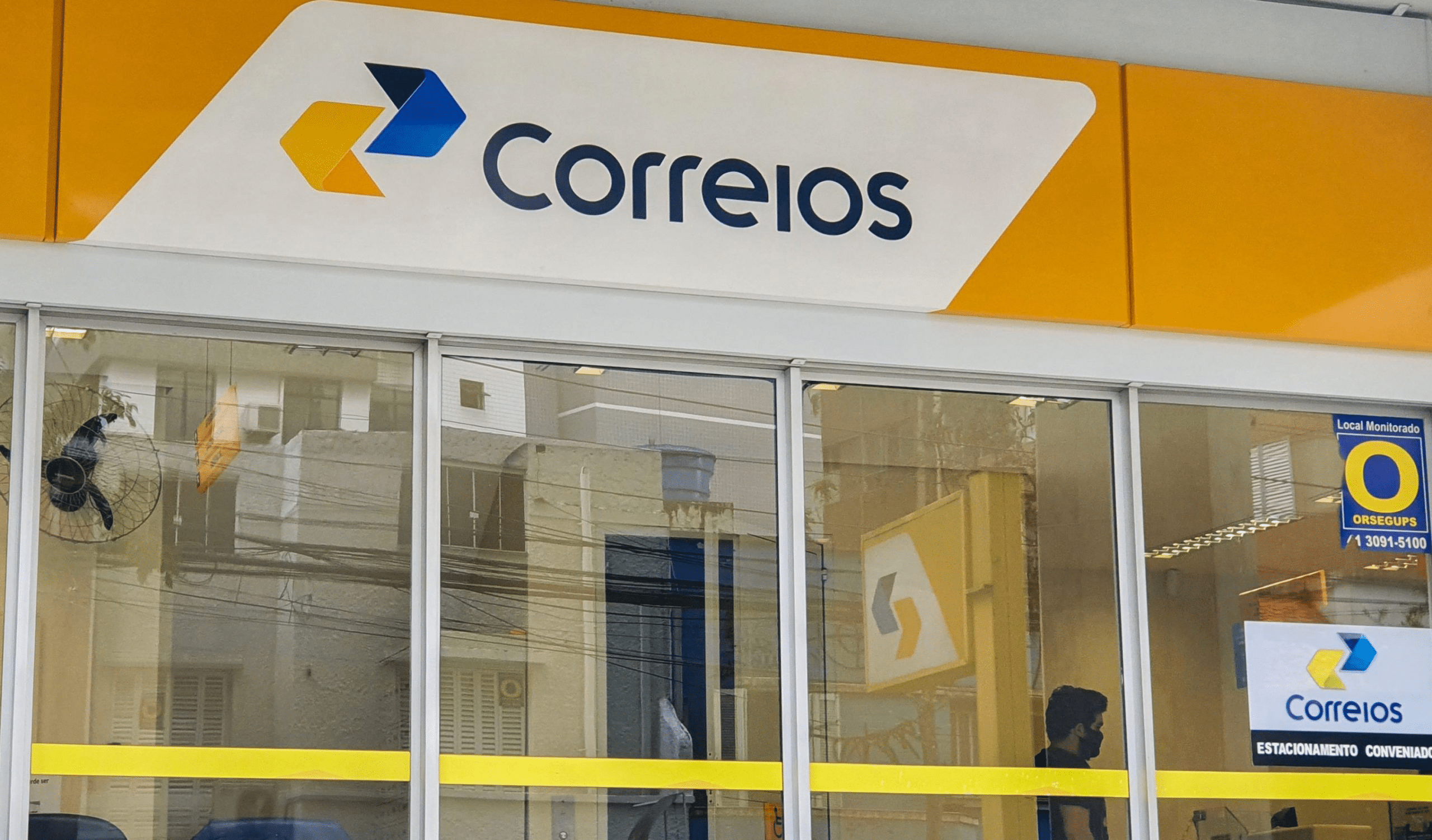 Correios registram prejuízo de R$ 2,2 bilhões com impacto da ‘taxa das blusinhas’