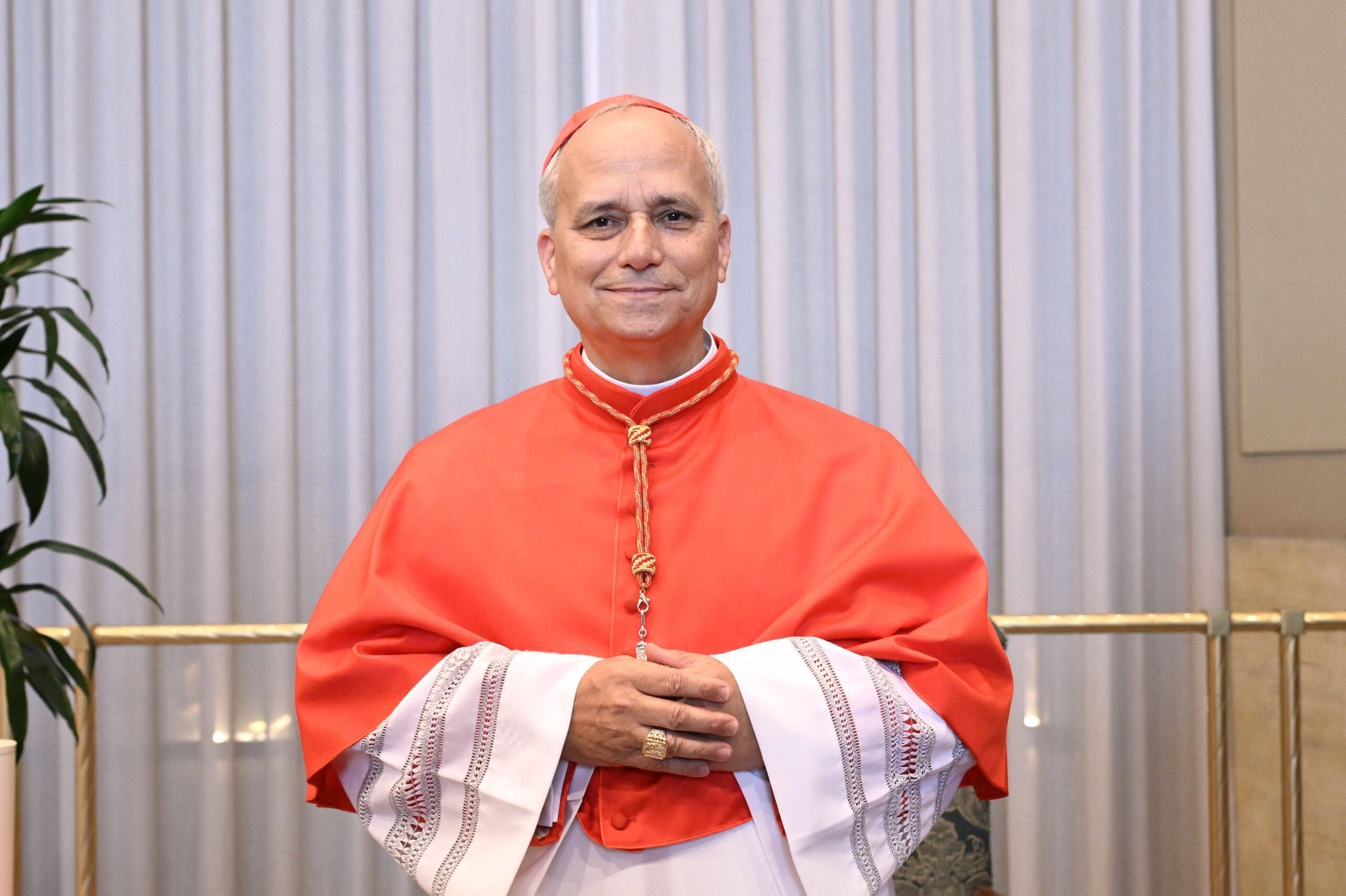 Papa Leão XIV diz ser apaixonado por tênis em entrevista: ‘me considero um tenista amador’