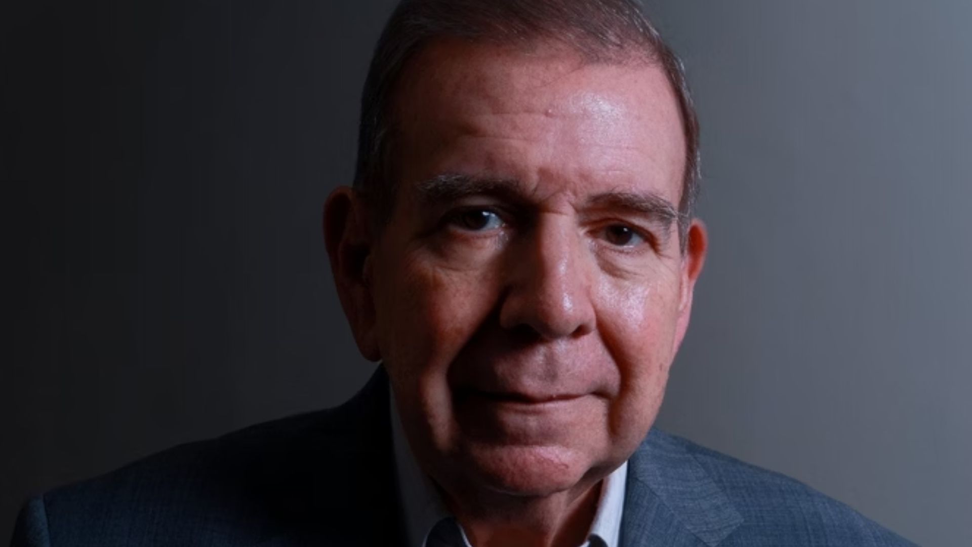 Opositor venezuelano, Edmundo González é hospitalizado na Espanha após queda de pressão