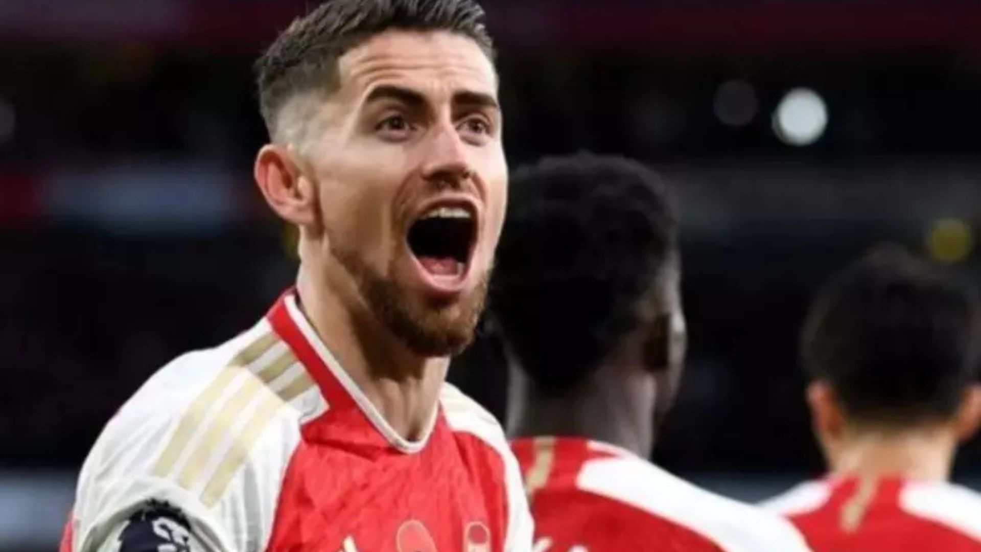 Flamengo acerta com Jorginho e aguarda rescisão com Arsenal para anúncio oficial
